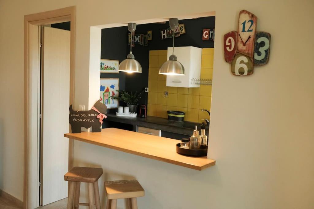 Apartment With Garden In Thessaloniki. Bagian luar foto