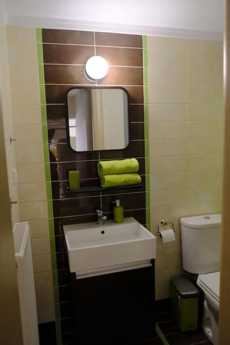 Apartment With Garden In Thessaloniki. Bagian luar foto