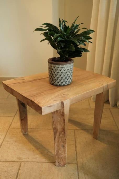 Apartment With Garden In Thessaloniki. Bagian luar foto