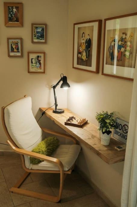 Apartment With Garden In Thessaloniki. Bagian luar foto